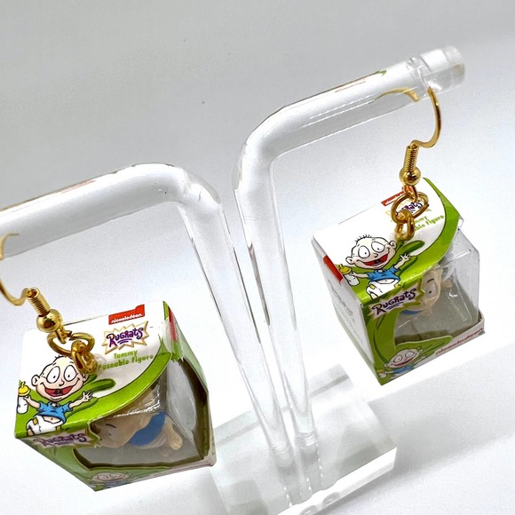 Tommy Pickles Earrings - Nickelodeon Rugrats Action Figure Toy Mini Brands - Picture 5 of 7